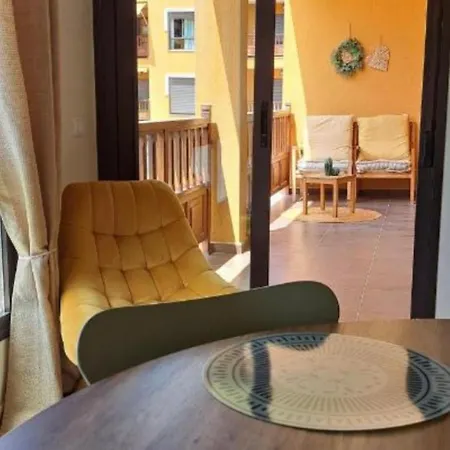 Mocan Wam Apartment *